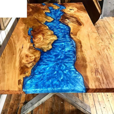 Tavolino River Table in legno massiccio 120x90.