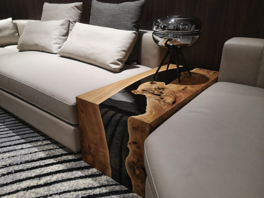 Tavolino in resina epossidica fatto a mano, design unico, tavolino da salotto.