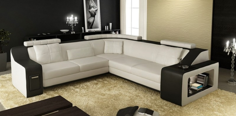 Vivere con stile - Divano in ecopelle a forma di L per il massimo comfort.