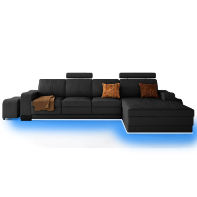Esclusivo divano d'angolo in pelle. Design elegante per un'eleganza senza tempo.