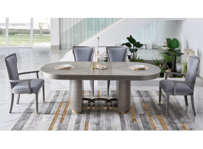 Set di 4 sedie da designer per sala da pranzo con schienale e seduta imbottiti.