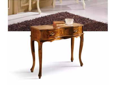 Tavolo classico da console in legno di lusso per la camera da letto.