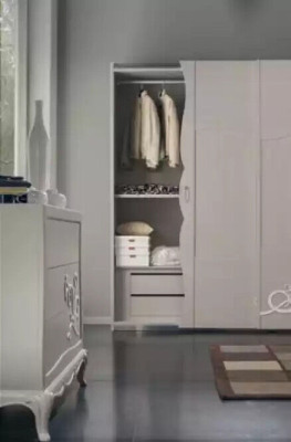 Armadio Armadio Camera da letto Legno Mobili Stile italiano Nuovo