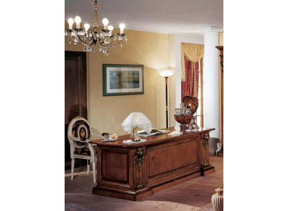 Scrivania in legno massiccio marrone Mobili per ufficio classici Scrivania per studio