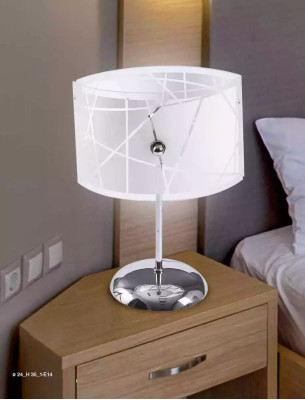 Lussuoso moderno lampadario a cristalli, lampadario bianco, lampada da tavolo nuova.