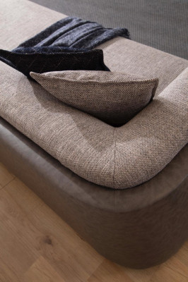 Divano da soggiorno 4 posti design moderno imbottito lusso nuovo marrone