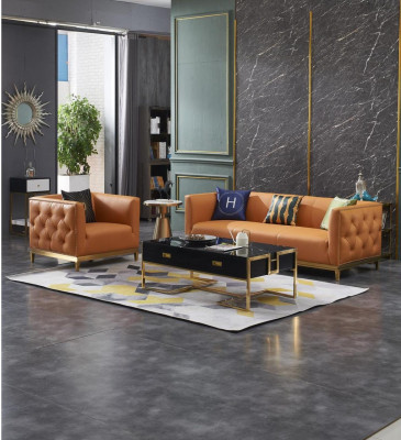 Divano classico in pelle con 3 posti più 1.