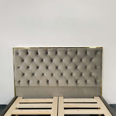 Stile classico inglese Letto matrimoniale Tessuto Chesterfield Letti 180x200cm