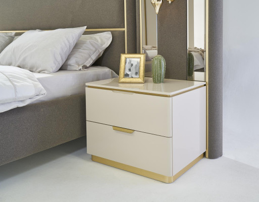 Camera da letto Console Comodini Set 2x Comodini Mobili di lusso per hotel Beige Nuovo