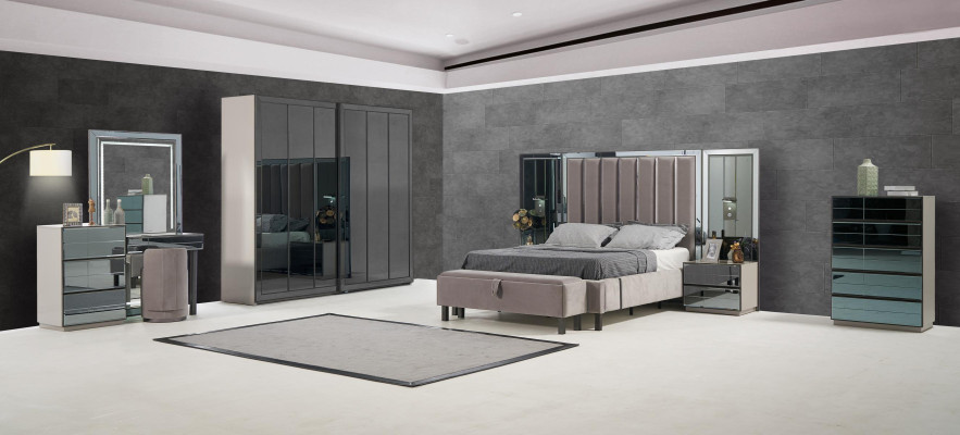 Design letto imbottito per camera da letto di hotel in doppia misura in metallo color taupe nuovo.