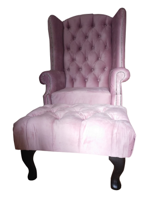 Chesterfield poltrona con poggiapiedi velluto rosa seduta lounge relax club