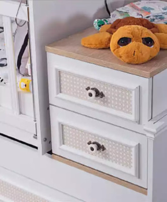 Lettino per bambini Camera da letto dei bambini Camera da letto completa Armadio Comodino 3 pezzi.