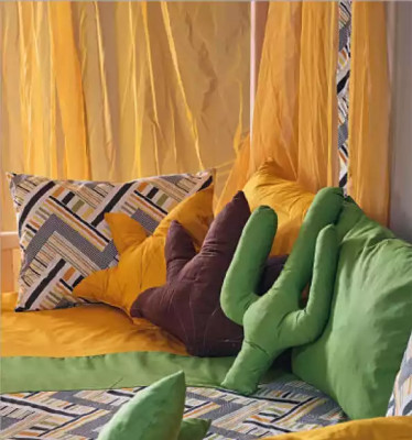 Letto basso Letto a baldacchino Camera da letto Letti a baldacchino Stanza dei bambini