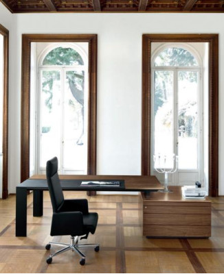 Scrivania Tavolo informatico Mobili per ufficio italiani Arredamento Tavolo Frezza Nuovo