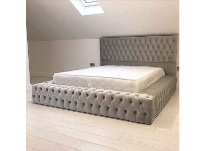 Chesterfield Grande Letto Grande Testiera Letto Imbottito Hotel in Velluto Grigio Tessuto Orecchie