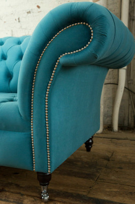 Divano Chesterfield xxl grande divano divani in velluto pelle tessuto imbottiti divani a 4 posti