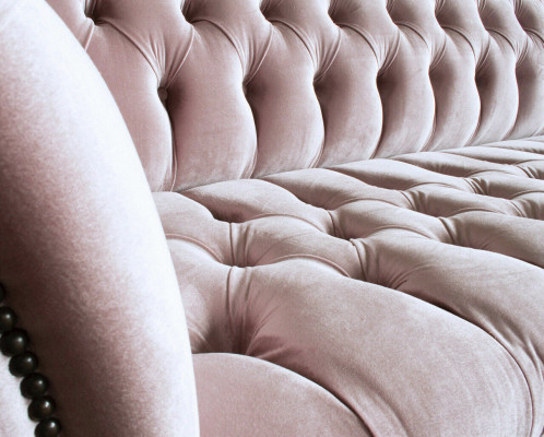 Divano Chesterfield xxl, grande divano in velluto, pelle, tessuto, imbottito a 4 posti nuovo.