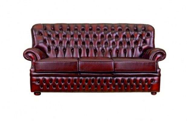 Divano Chesterfield marrone a 3 posti in stile antico per soggiorno, design.