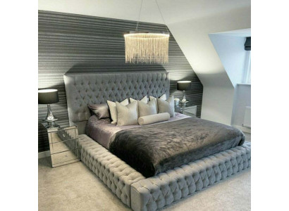 Letto Chesterfield di lusso per camere da letto di hotel imbottiti con bottoni.