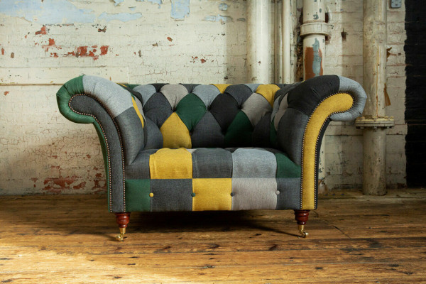 Divano Chesterfield monoposto colorato, poltrona moderna da soggiorno.