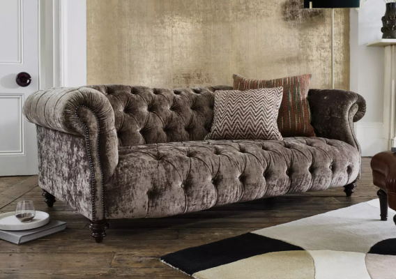 Chesterfield divano a tre posti marrone, design couch a tre posti di lusso.