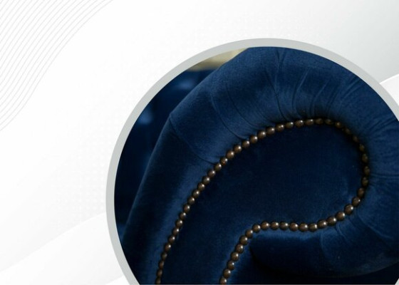 Divano design 4 posti in tessuto blu, divano classico Chesterfield nuovo.