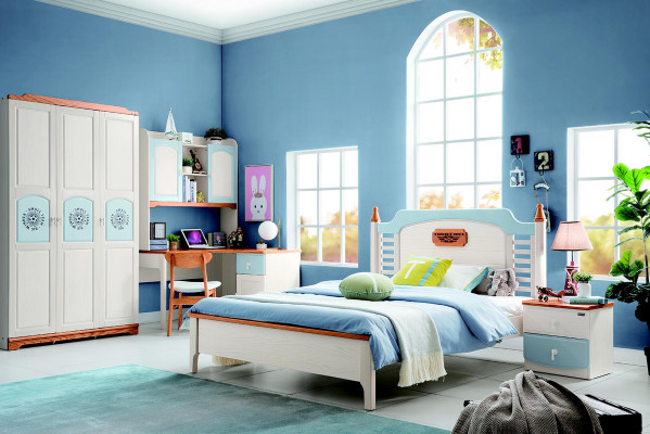 Camera da letto set 5 pezzi. Letto 2 comodini Scrivania Letto bambino Mobili in legno massiccio