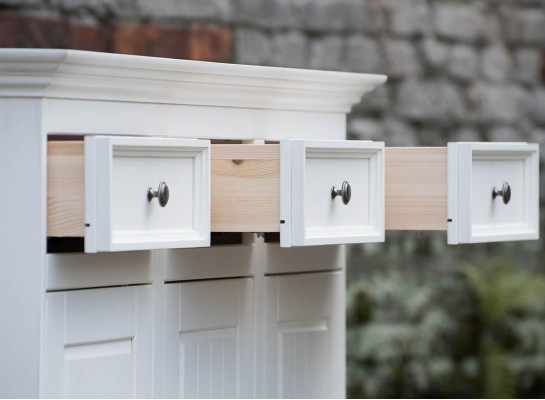 Mobiletto in stile rustico credenza con cassetti credenza in legno massello mobile da contadino cassettiera