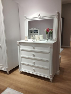 Set completo per la camera dei bambini di design. Set camera da letto mobili per bambini e ragazzi.