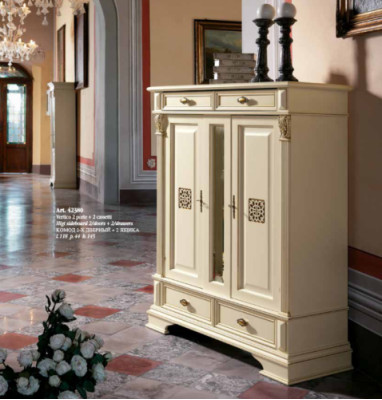 Comò Tavolo a buffet Armadietto Madia Appendiabiti Mobili italiani in stile antico in legno