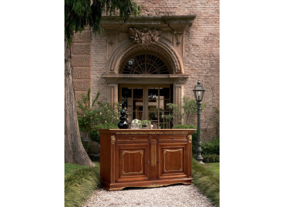 Madia di design di lusso, cassettiera, credenza, mobiletto basso, armadio in legno massello. Mobili italiani