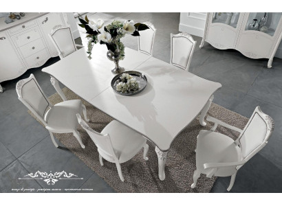 Set da pranzo Tavolo da pranzo 4 sedie Comò Vetrina Gruppo Bianco Nuovo 7 pezzi.