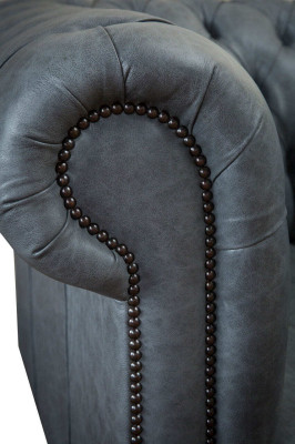 Divano Chesterfield Divano Divani Divano classico a due posti in pelle