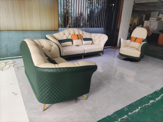 Chesterfield set di divani imbottiti, mobili da 3 pezzi. Set divani in pelle nuovo.