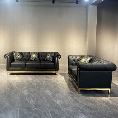 Set da divano Chesterfield nero per il soggiorno di lusso 3+2 posti 2 pezzi.