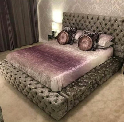 Chesterfield letto matrimoniale 180x200 in tessuto imbottito, design di lusso, telaio