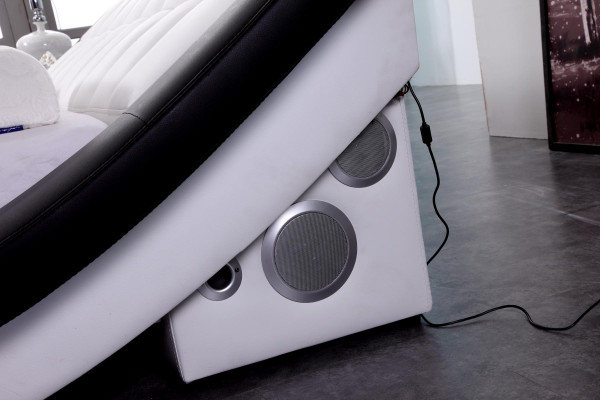 Design digitale USB letti di lusso in pelle per la camera da letto.