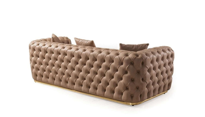 Chesterfield set di divani 3+3+1+1 posti in pelle beige.