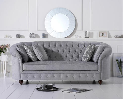 Divano Chesterfield in tessuto o pelle per soggiorno, set poltrone e divano a 3 posti.