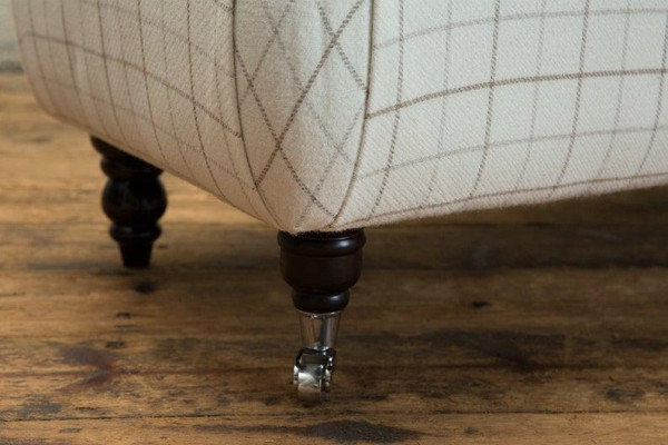 Poggiapiedi Chesterfield Ottomana Sgabello Classico Tavolino Relax Poltrona Divano Nuovo