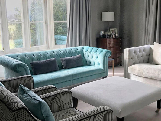 Chesterfield Tessuto Imbottito Design Divano Divano di Lusso Classico Divano a 3 Posti Nuovo