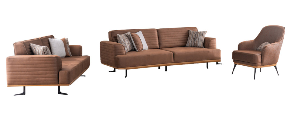 Divano e poltrone esclusive a tre posti per il soggiorno, rivestiti in marrone.