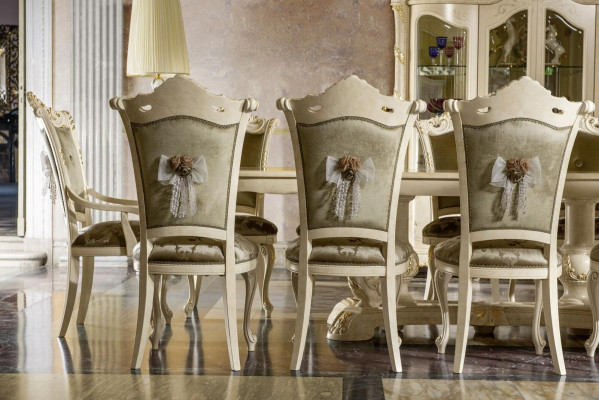 Tavolo di lusso Tavolo da pranzo Design italiano Mobili Arredamento Tavoli in legno massello