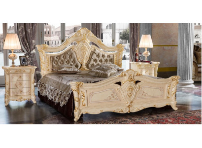 Design di lusso doppi letti dell'hotel, nuovi, camera da letto in legno massello imbottito.