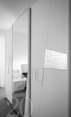 Armadi Italia Armadio Armadio di lusso a ante scorrevoli Design in legno Moderno