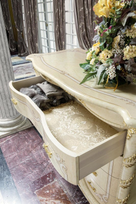 Set di comodini Mobili italiani 2 pz. Comodino in legno massello con specchio credenza