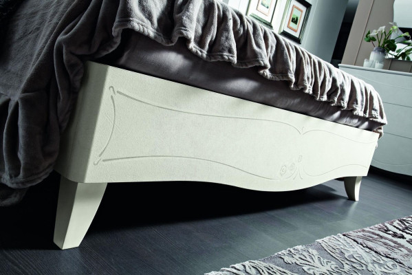 Letto classico Lussuosi letti Mobili Chesterfield Camera da letto Barocco Hotel Tessuto