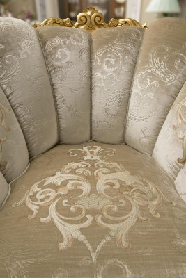 Poltrona Sedia Imbottitura TV Pelle Tessuto Beige Design Lounge Club Relax