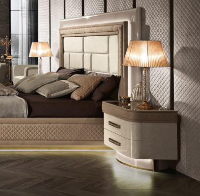 Camera da letto Consolle Comodino Tavolino Moderno Design Mobili Legno Beige Nuovo
