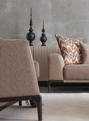 Design poltrona soggiorno divano lusso imbottitura moderno marrone legno tessuto